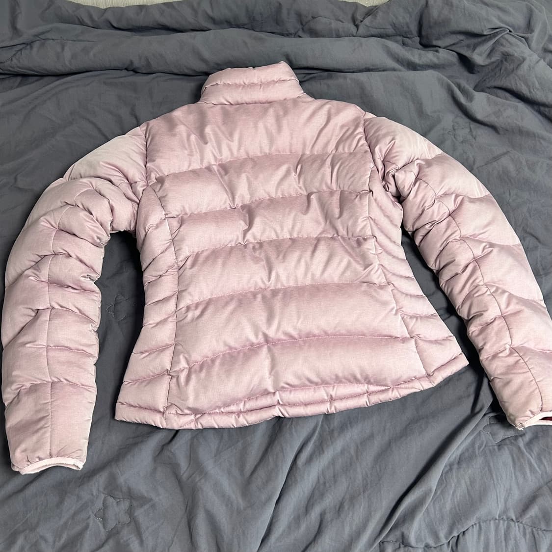 파타고니아 여성 푸퍼 패딩 자켓 라일락 M 상품이미지3