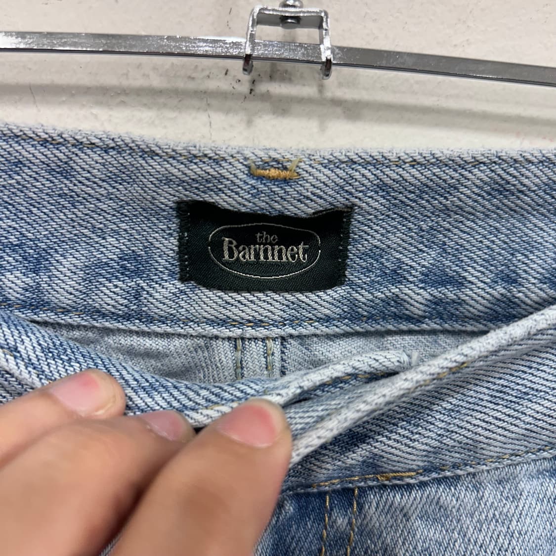 더 바넷 테이퍼드핏 연청 데님팬츠 상품이미지3