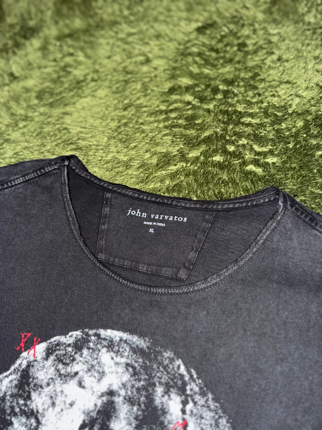 [XL] 존 바바토스 보워리 스컬 엠브로이더리 사틴 스티치 티셔츠 상품이미지3