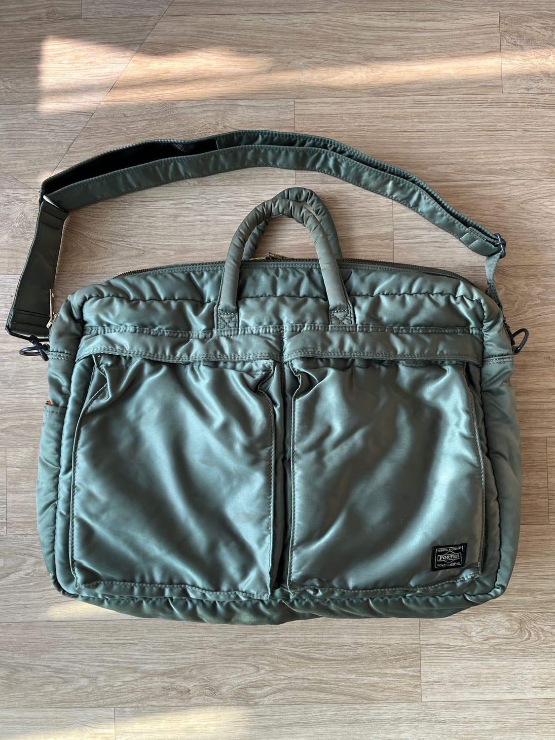 요시다 포터 탱커 2way 오버나이트 브리프케이스 세이지 그린 상품이미지3