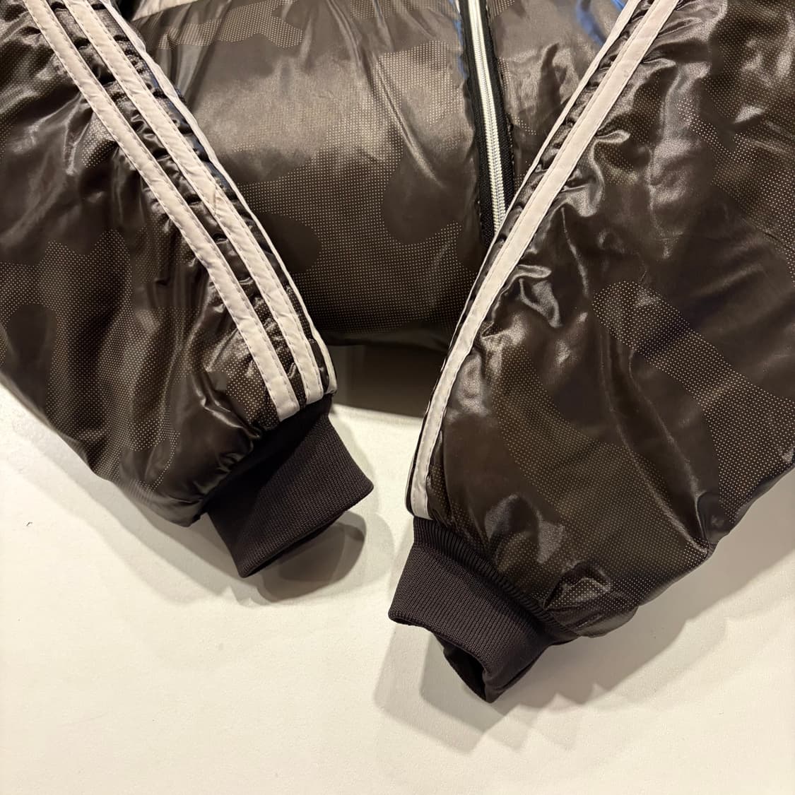 04s 아디다스 빅로고 카모 삼선 패딩 자켓 카키브라운 C814 상품이미지6