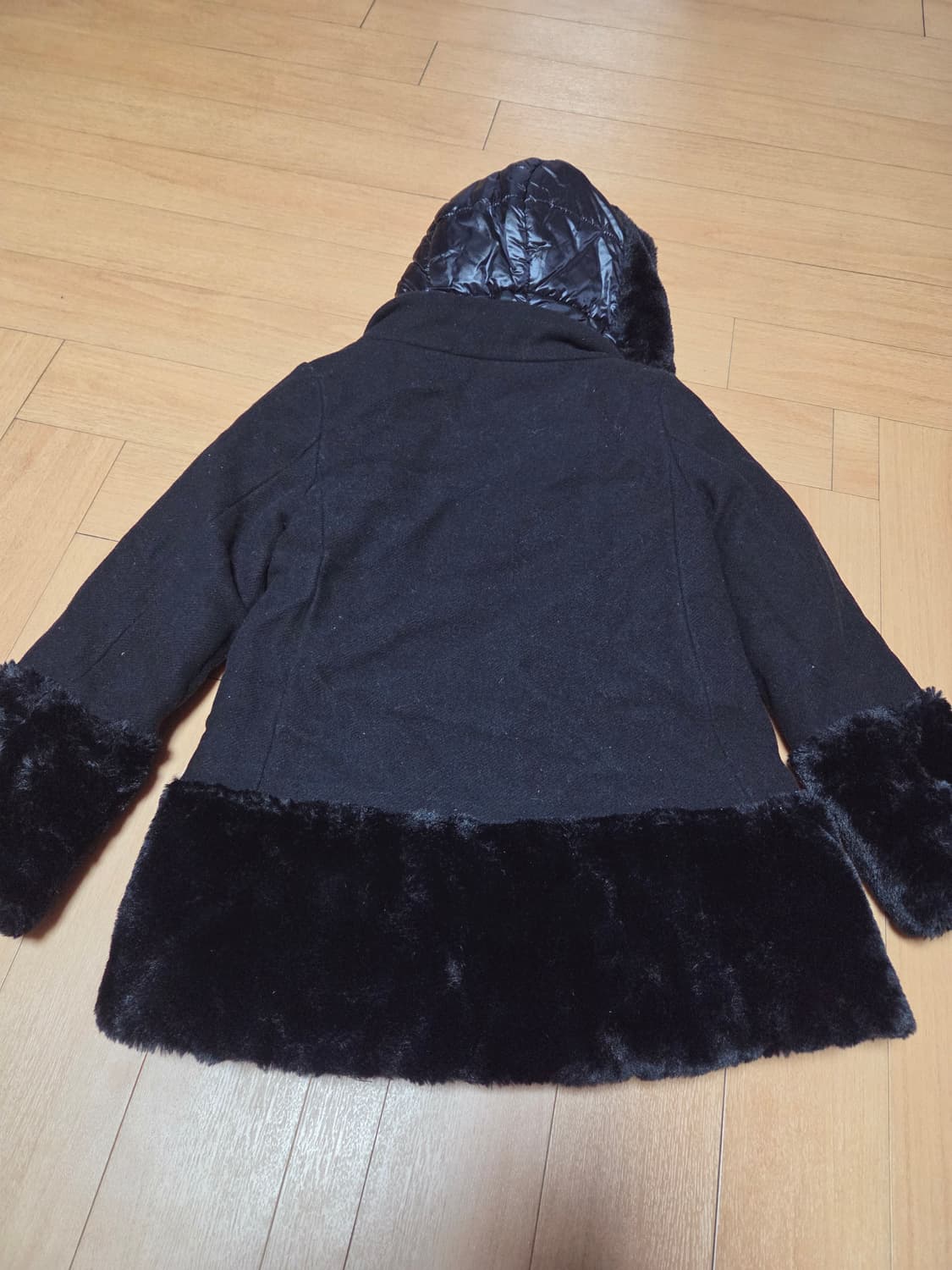 에르노 여아 네이비 퍼 코트 10A
 상품이미지4