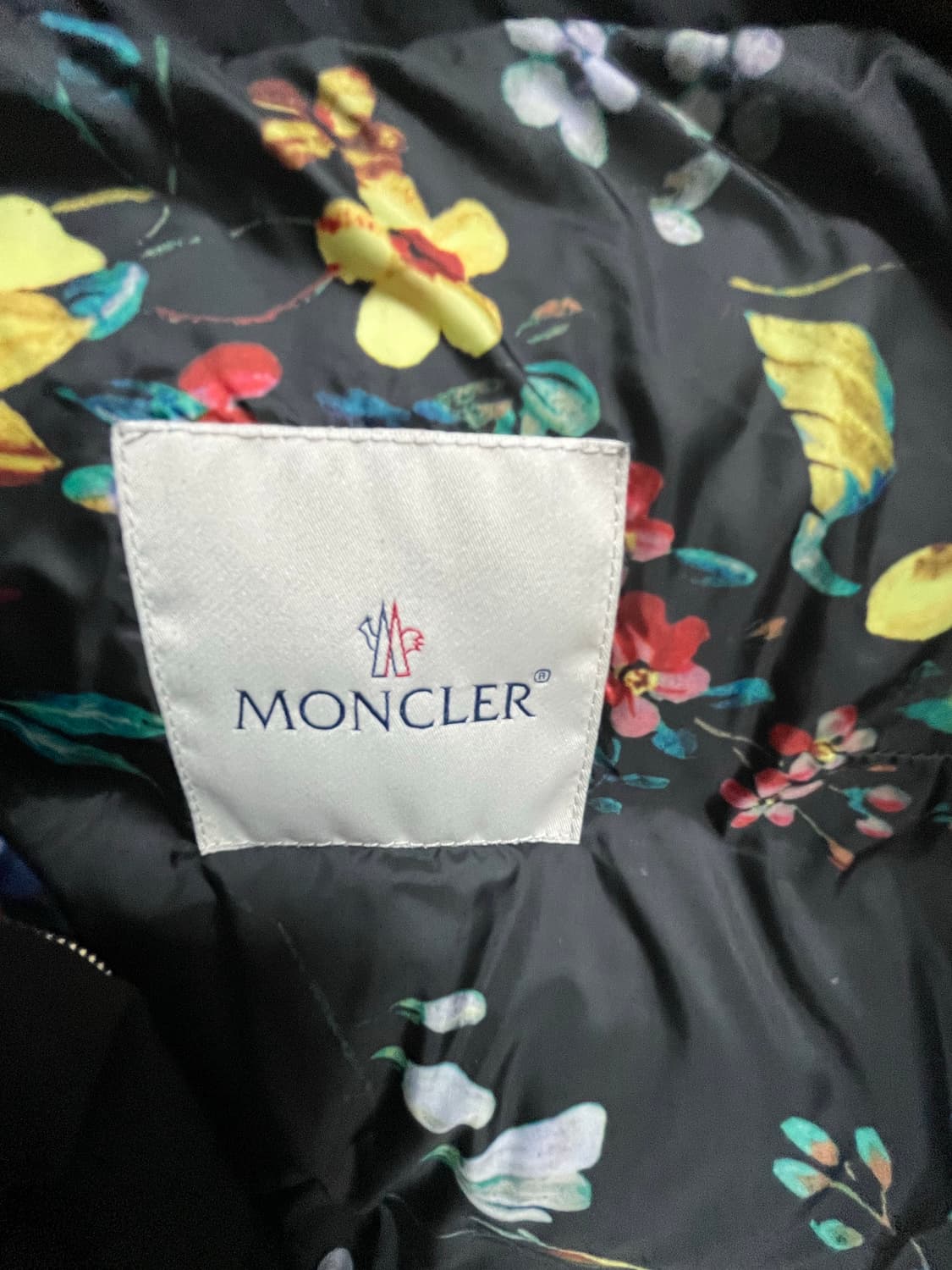 몽클레어 여성패딩 상품이미지2