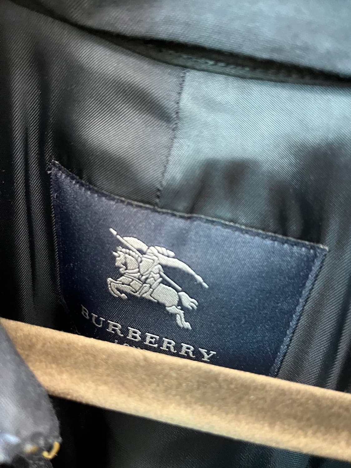 105) 버버리 견장 내피 트렌치코트  상품이미지5