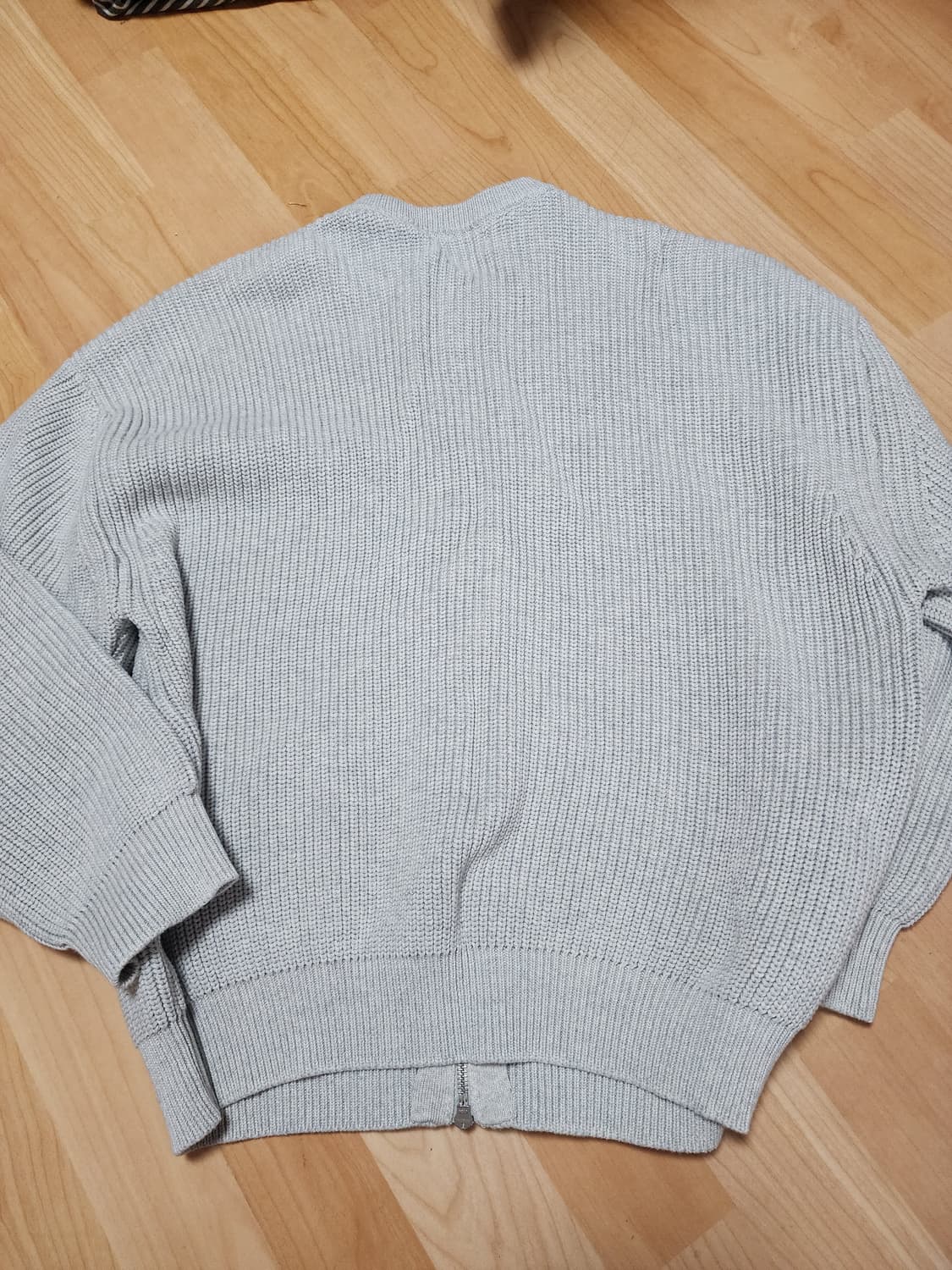 후브스 코튼 투웨이 벌룬 니트 집업 [라이트그레이] 상품이미지3