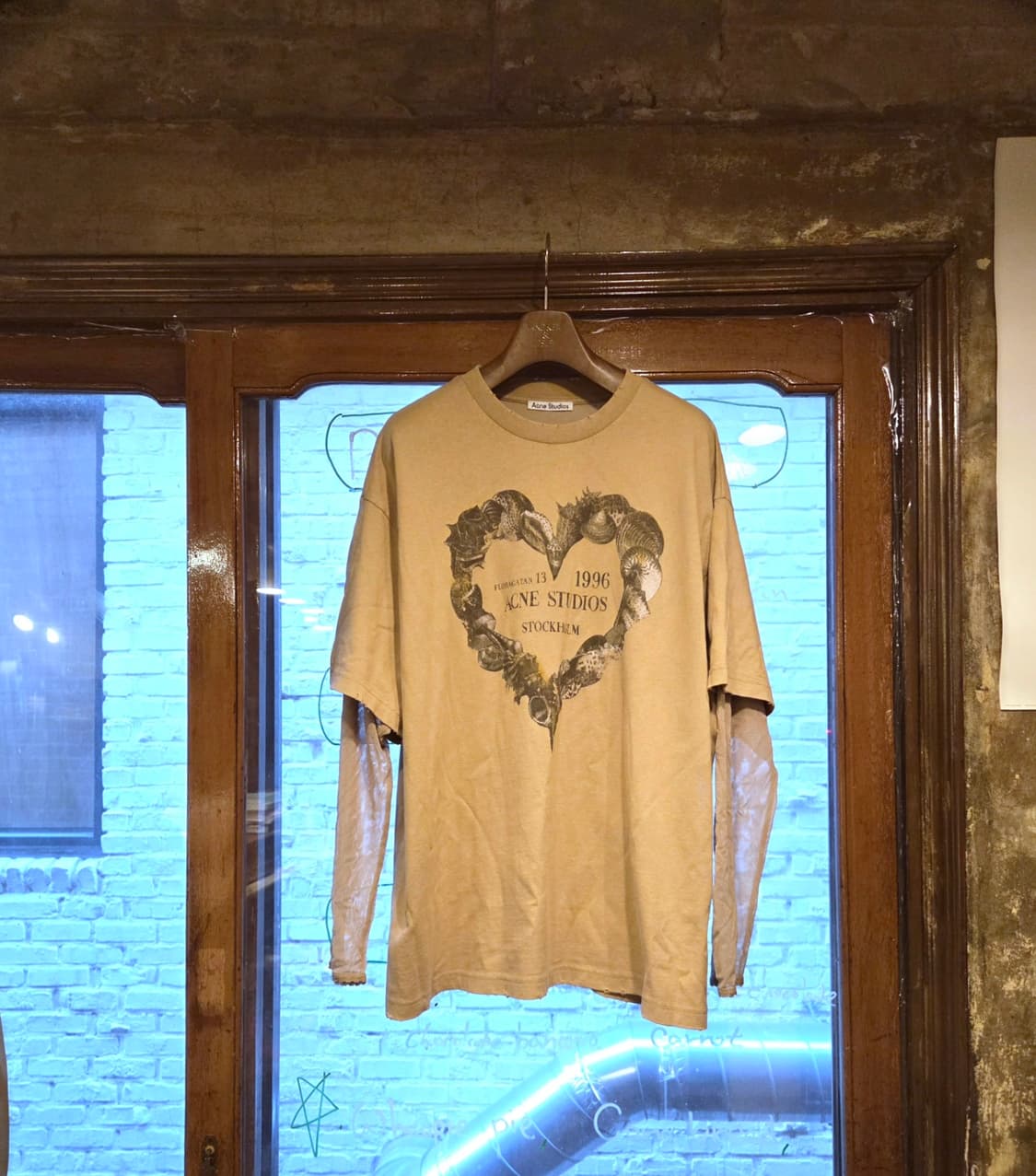 아크네 스튜디오 티셔츠 상품이미지1