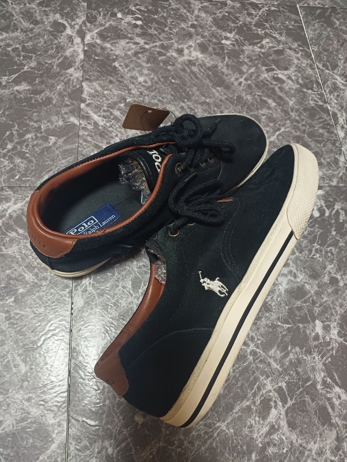 폴로 랄프로렌 블랙 스웨이드 스니커즈 상품이미지6