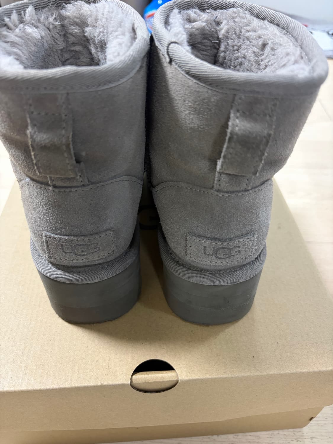 UGG 어그 클래식 미니 플랫폼 부츠 230 상품이미지4