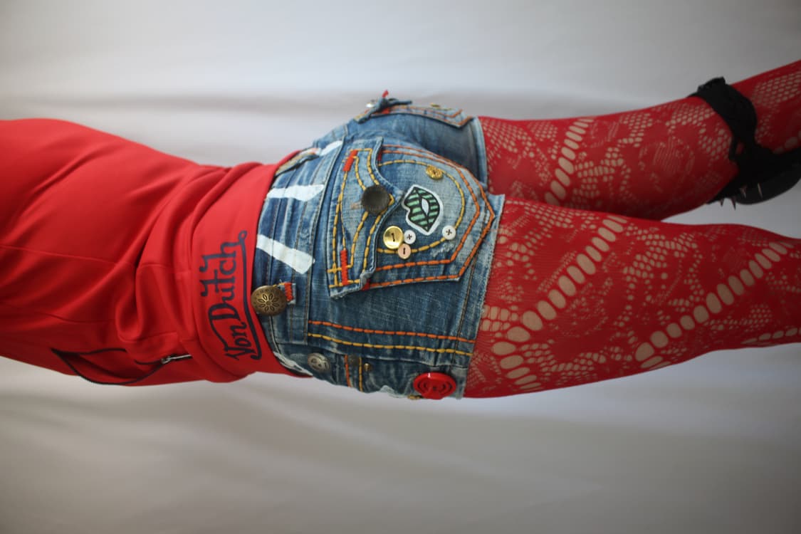 Kitsch Hand-Drawn Y2K Denim Shorts 상품이미지6