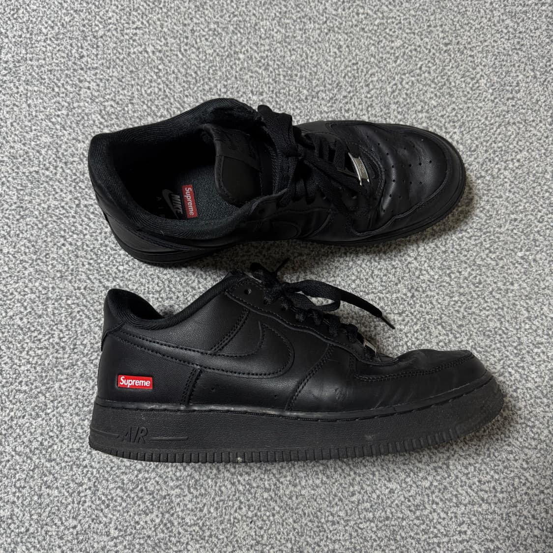 슈프림 x 나이키 에어포스 1 로우 블랙 260 상품이미지4
