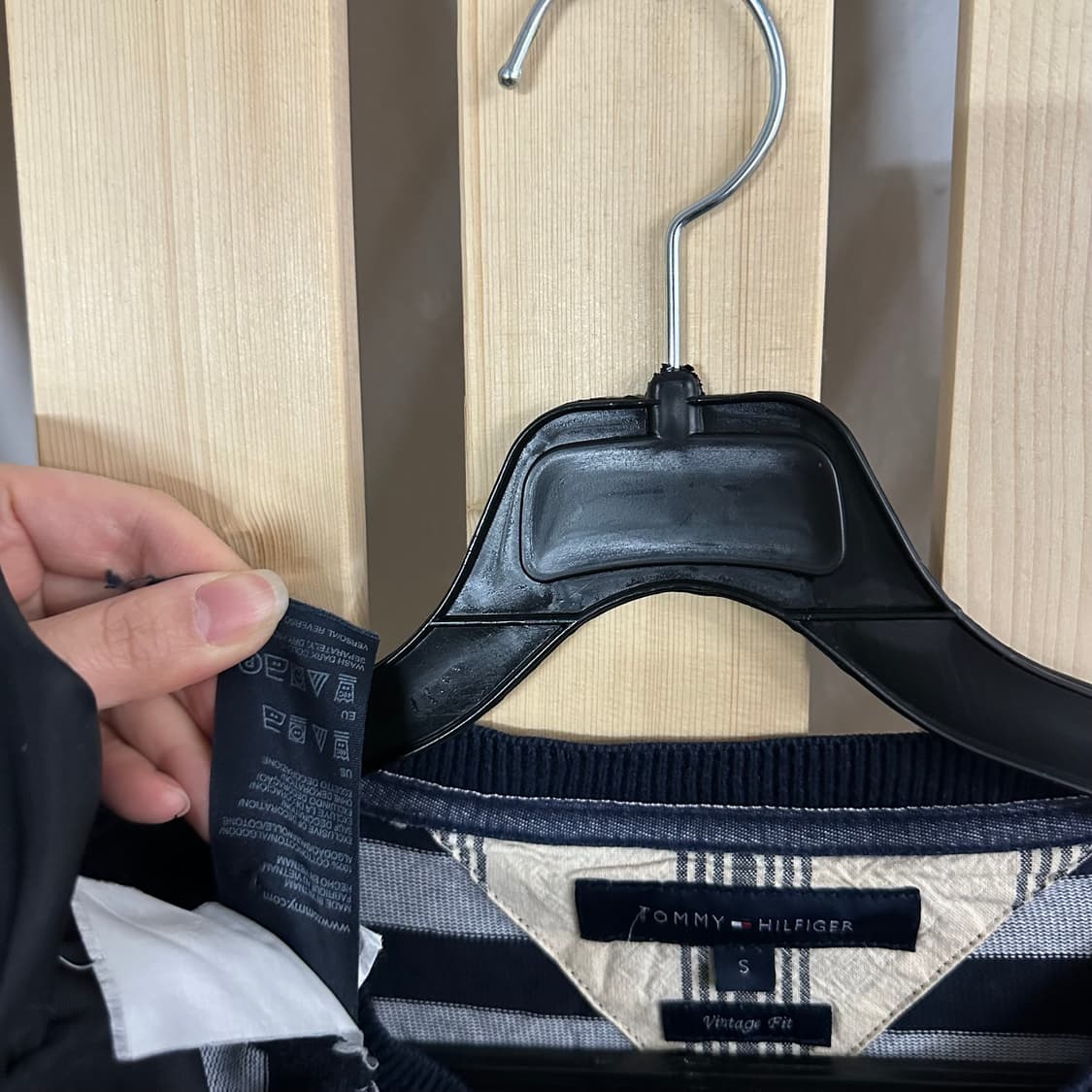 (S) 타미힐피거 스트라이프 헨리넥 롱슬리브 티셔츠 상품이미지5