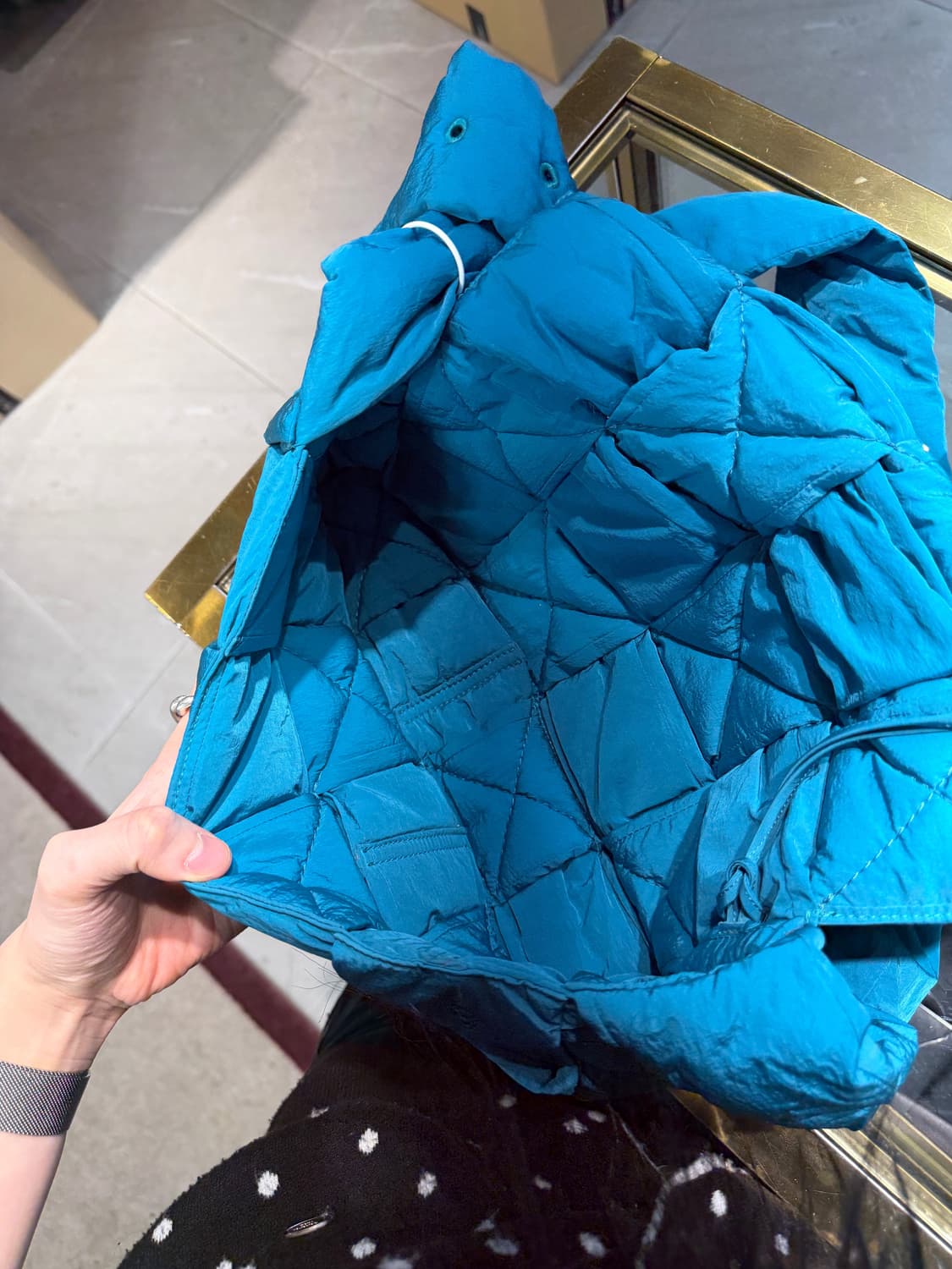 [정품] 보테가베네타 패딩 테크 카세트백 블래스터 상품이미지9