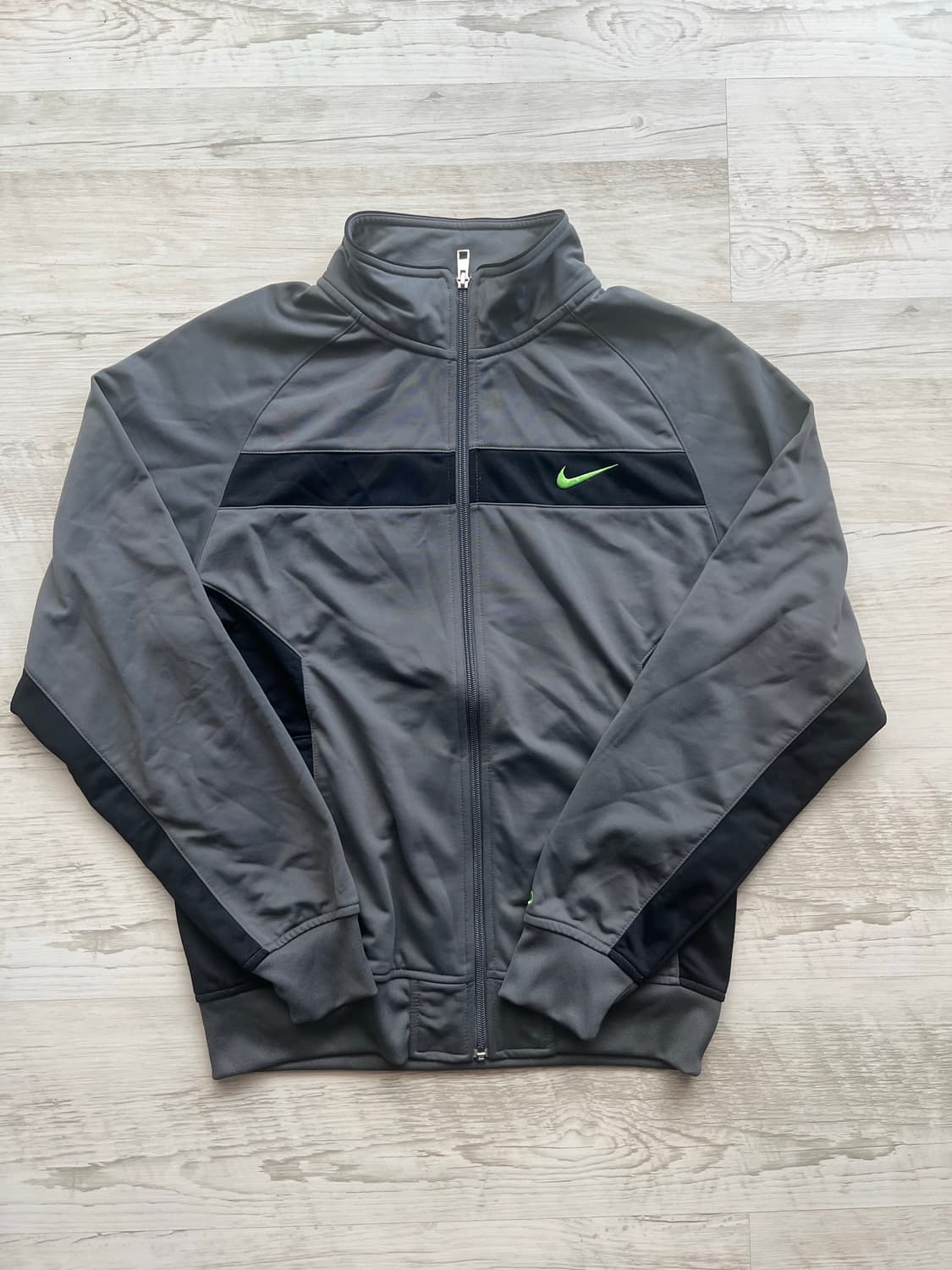 나이키 스우시 트랙탑 져지 상품이미지1