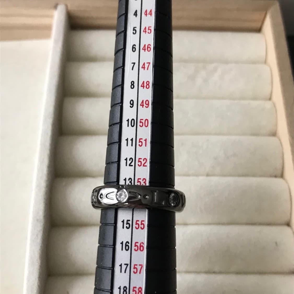 비비안 웨스트우드 아카이브 레터링 orb 각인링 반지 상품이미지5