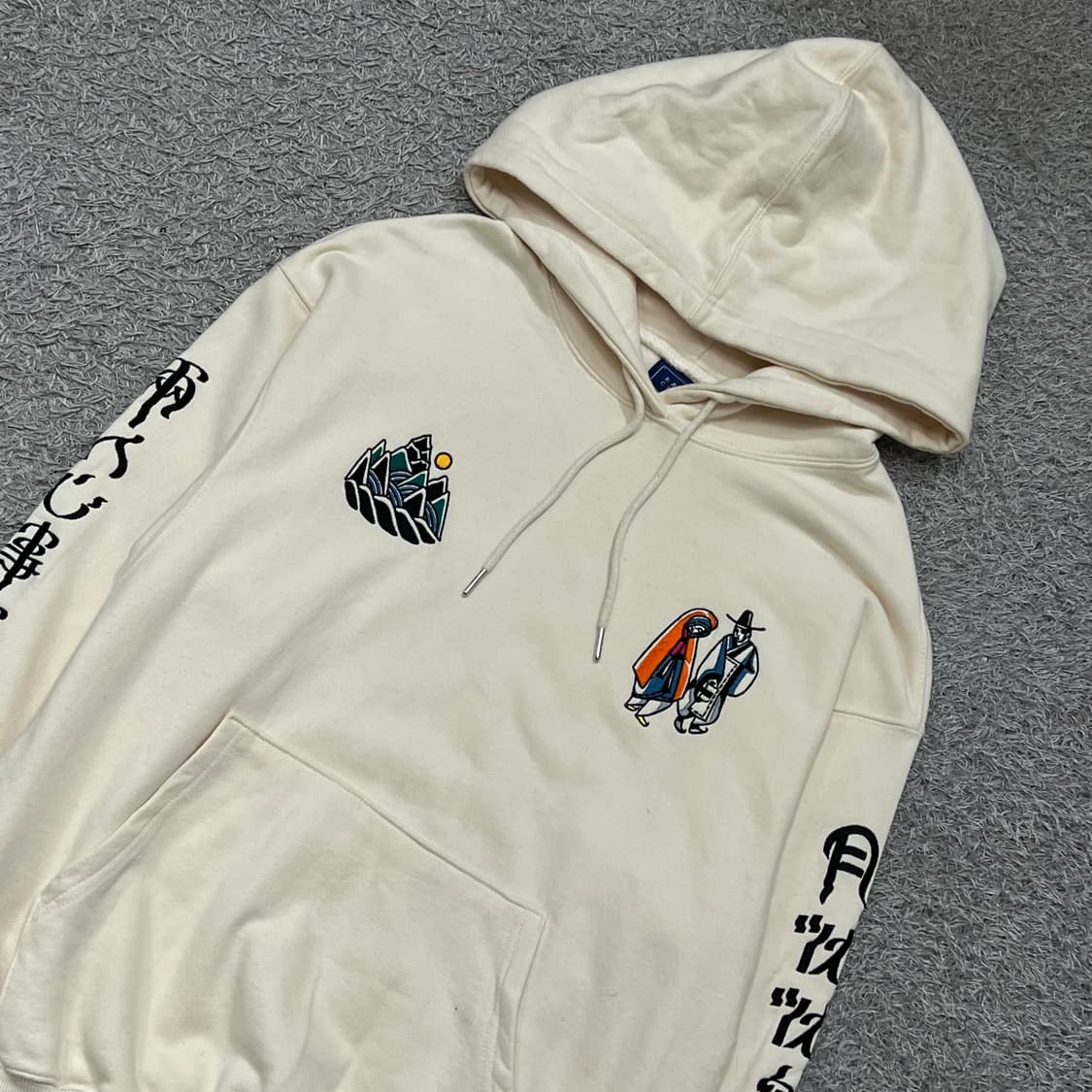 [95] 로맨틱크라운 후드티 상품이미지1