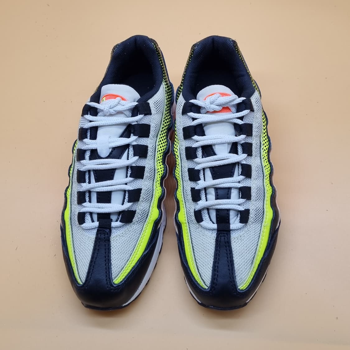 나이키 에어맥스95 레트로 퓨처 운동화230 상품이미지2