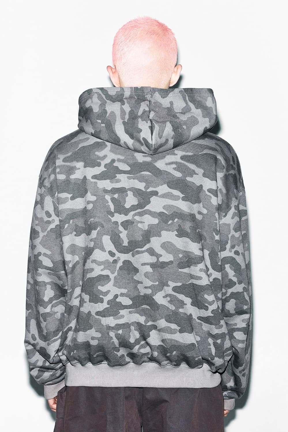 YEEL STUDDED ZIPUP HOODIE OVERSIZED CAMO 상품이미지4