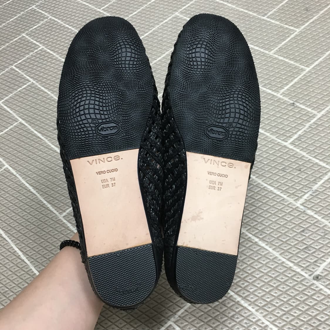 24SS VINCE 빈스 짜임 로퍼 7M 240 상품이미지3