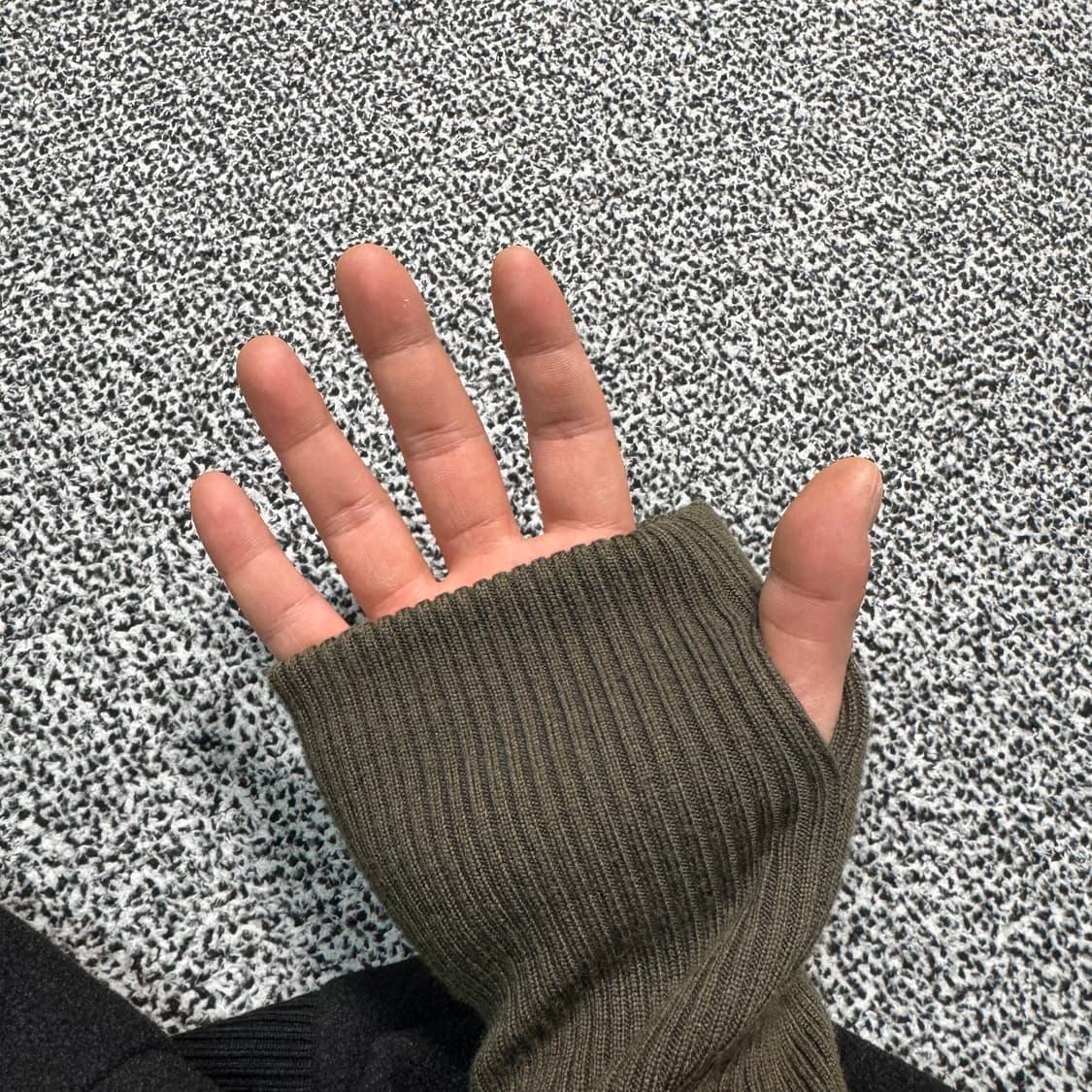 Name : 마뗑킴 후면 스펠아웃 스타디움 바시티자켓 :)  상품이미지4