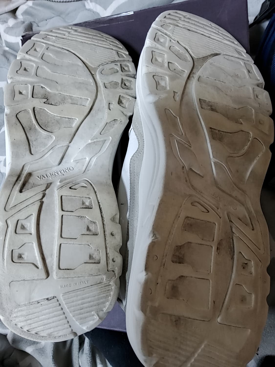 발렌티노 가라바니 스니커즈 검보이 43 상품이미지5