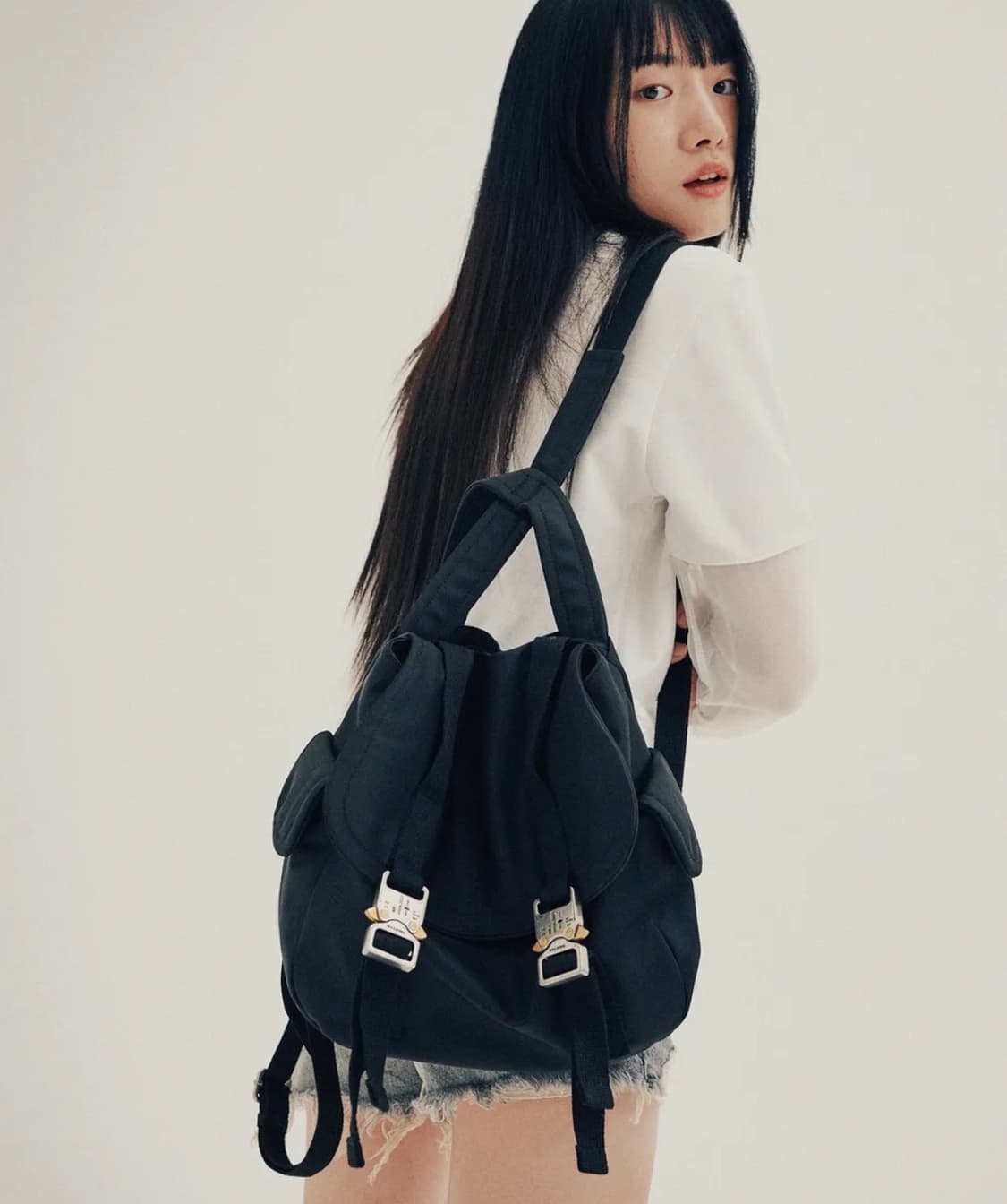 닐링 오후 다섯시반 백팩 블랙 상품이미지2