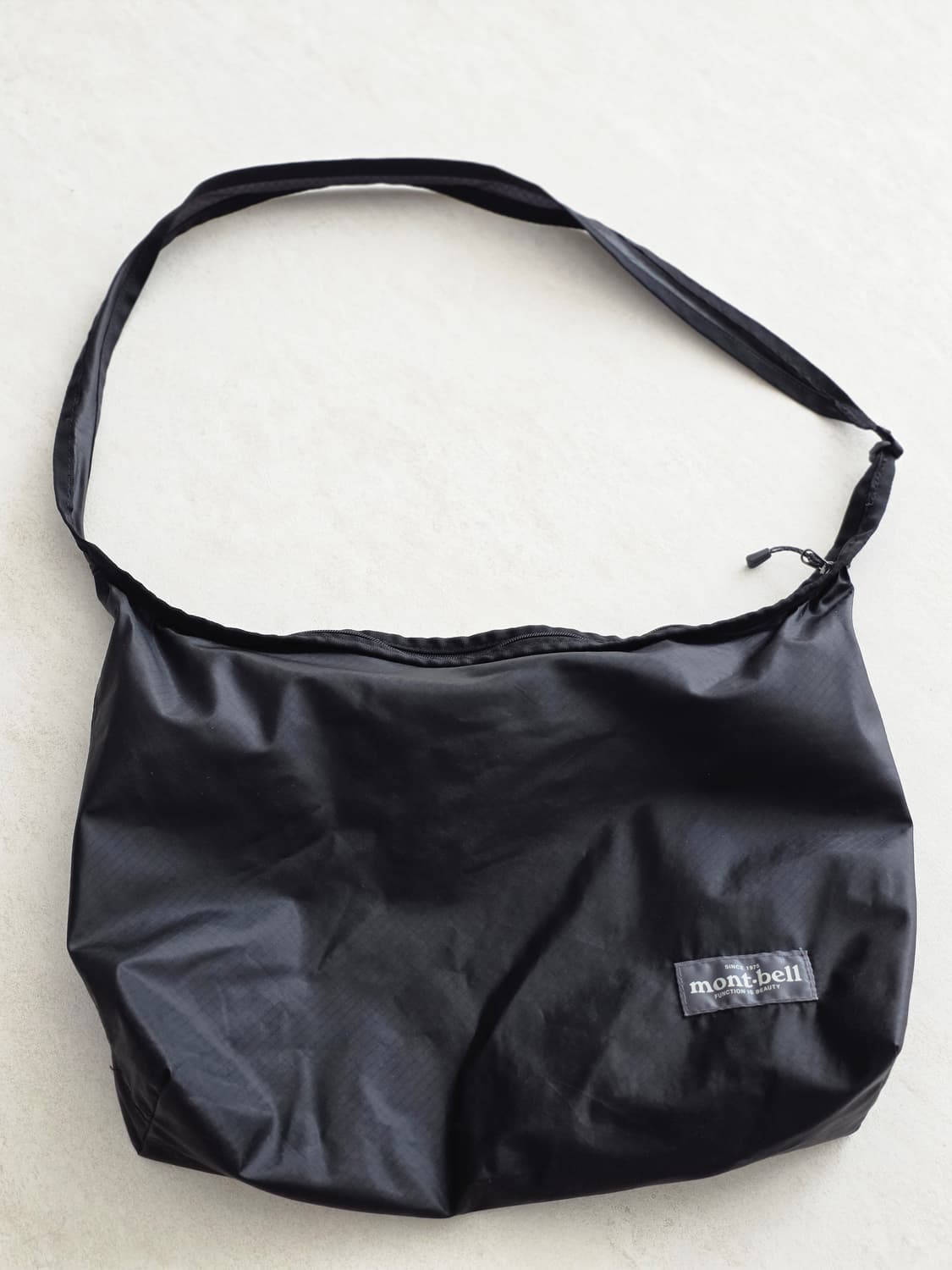 몽벨 UL 모노파우치 라지 크로스백 상품이미지1