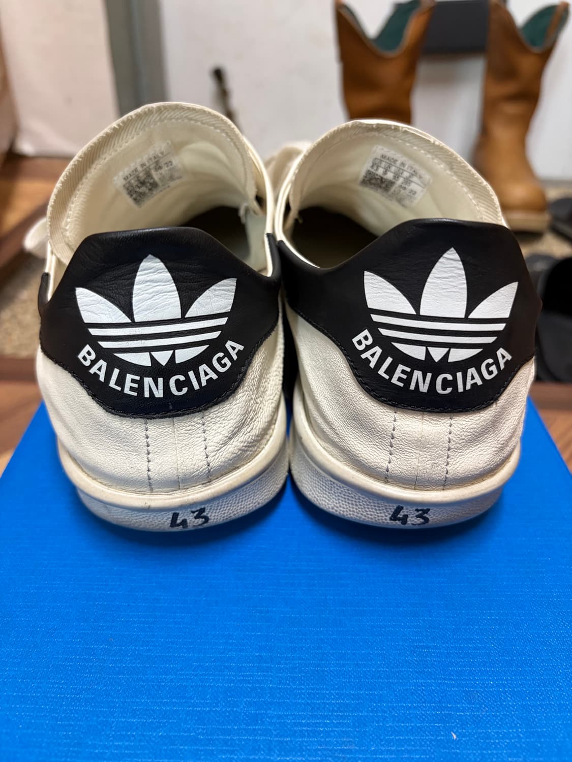 발렌시아가 아디다스 스탠스미스 오프화이트43 상품이미지2