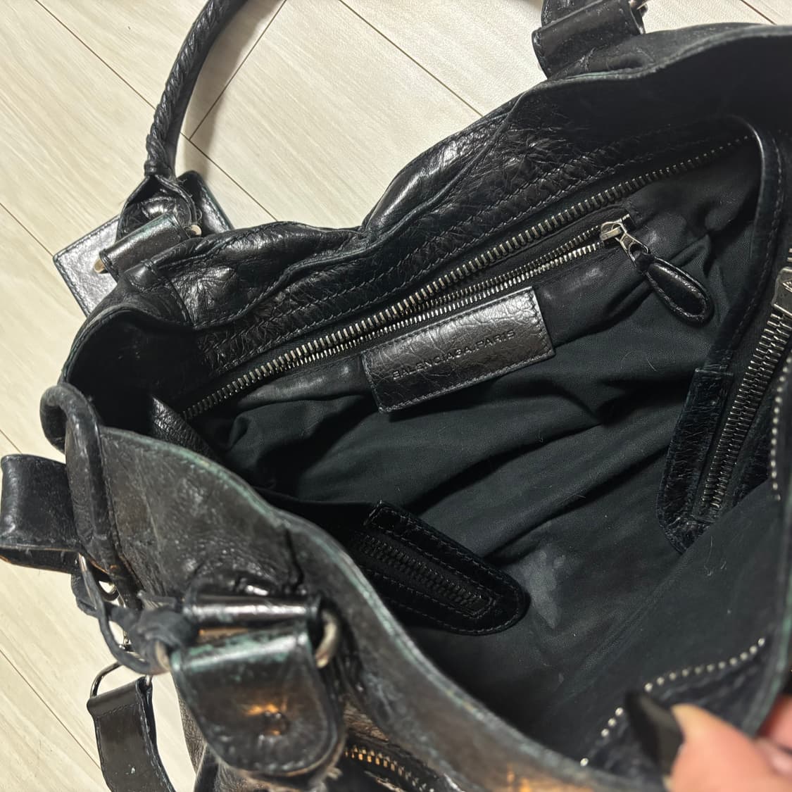 발렌시아가 자이언트 모터백 상품이미지9