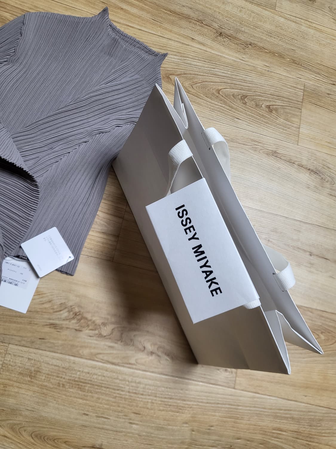 이세이미야케 해칭 탑 그레이지(새제품) 상품이미지4