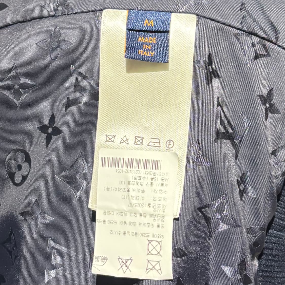 루이비통 모노그램 레더 패치 후리스 상품이미지4