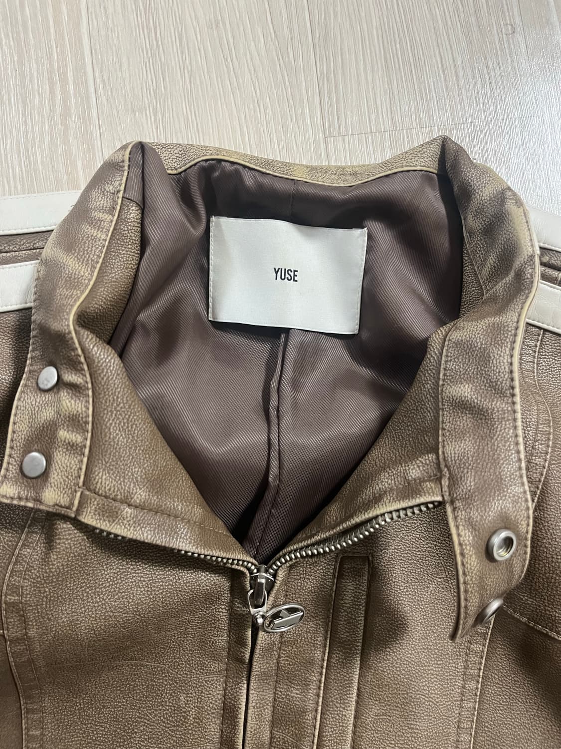 yuse 유즈 크랙 레더 바이커 자켓 상품이미지7