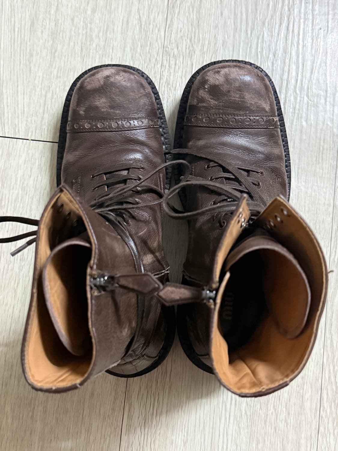 미우미우 24FW 레더 부츠 코코아브라운 39사이즈 상품이미지4