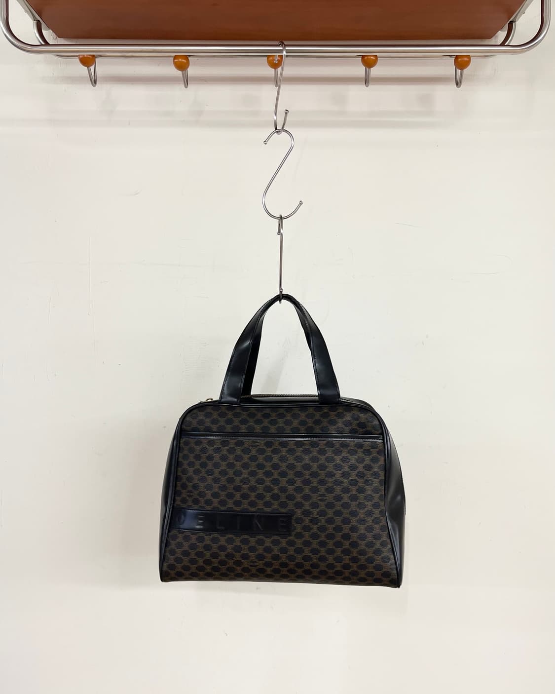 셀린느 블랙 마카담 패턴 핸드백 상품이미지2