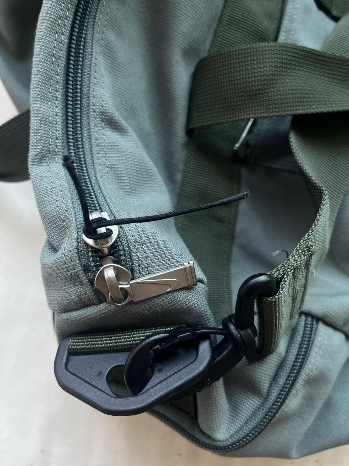 나이키 NIKE 올드스쿨 더플백 상품이미지4