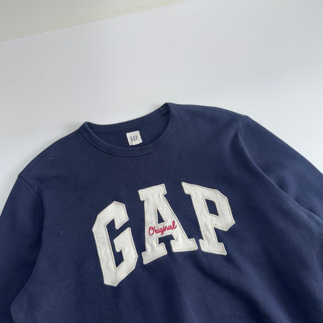 Gap 갭 아이보리 로고 네이비 맨투맨 상품이미지4