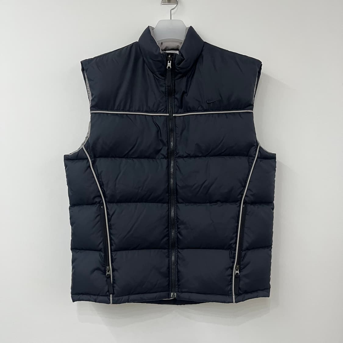 나이키 00s 스우시 자수로고 패딩 조끼 상품이미지2