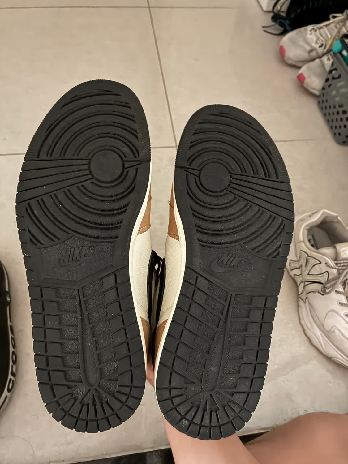 조던 1 레트로 하이 루키 오브 더 이어 상품이미지6