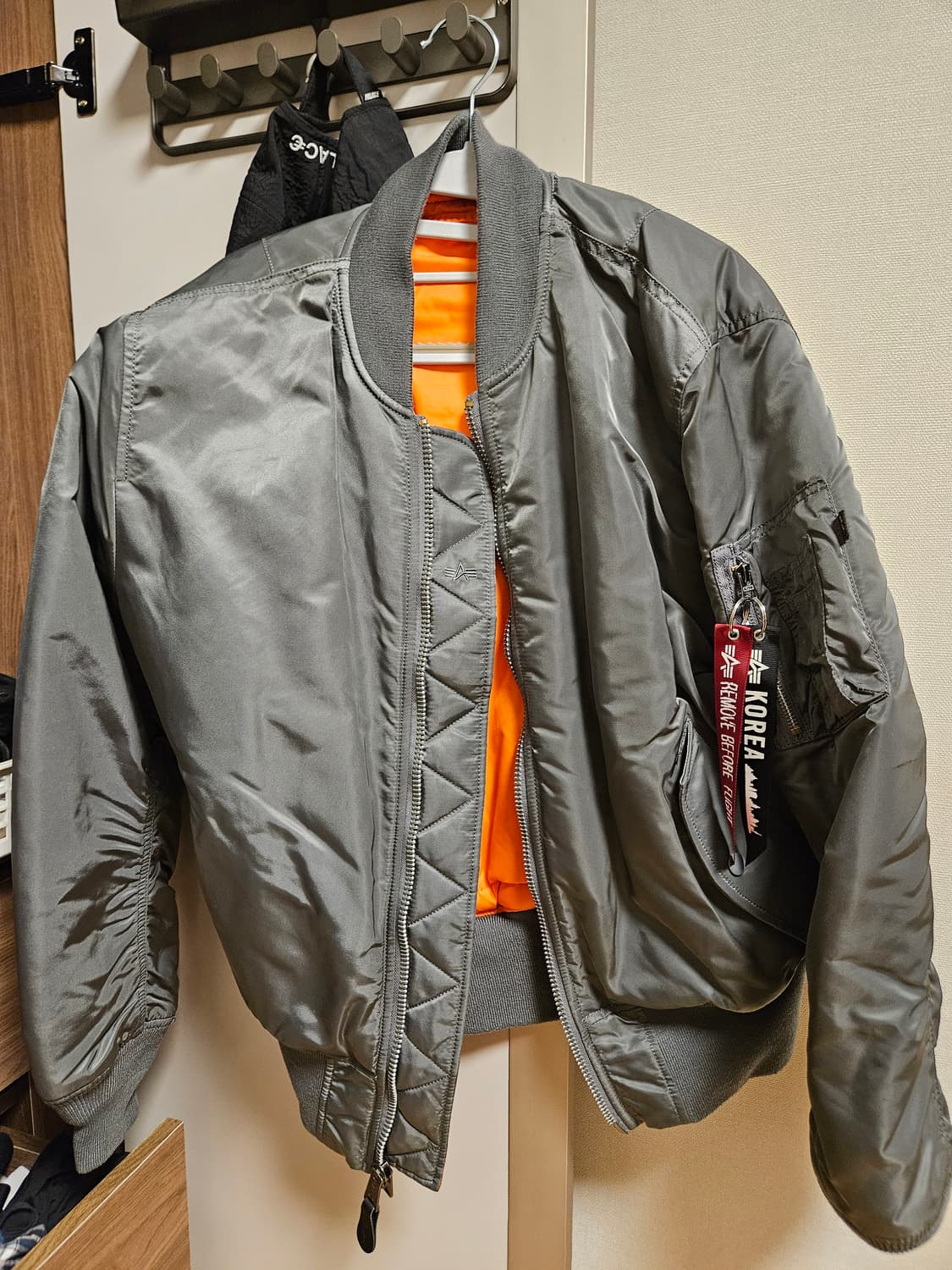 알파인더스트리 MA-1 건메탈 M 상품이미지1