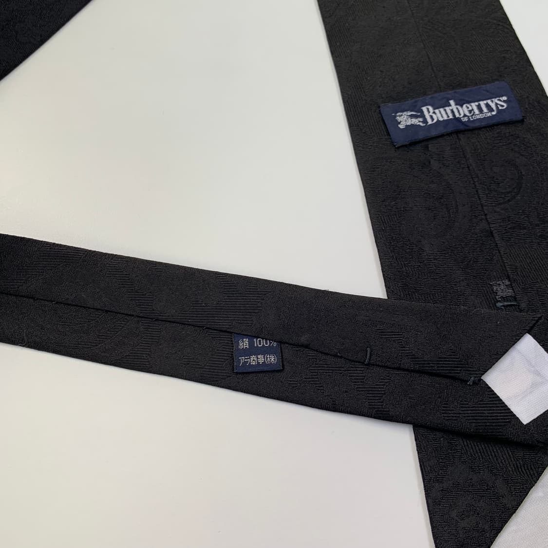 버버리(BURBERRY) 블랙 페이즐리 명품넥타이 100실크 A+등급 상품이미지7