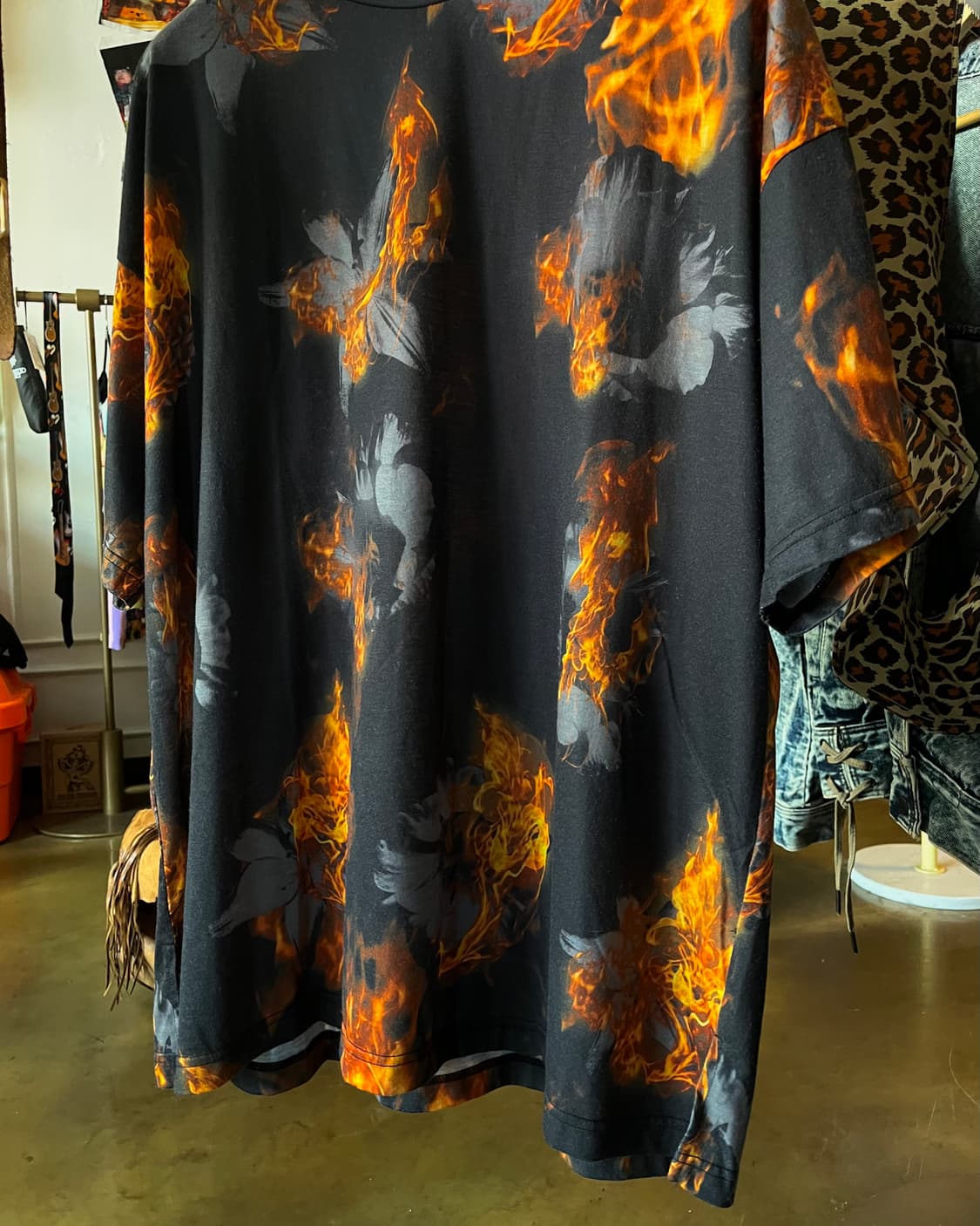 NO ID. Flame Floral Graphic T-Shirt 상품이미지5