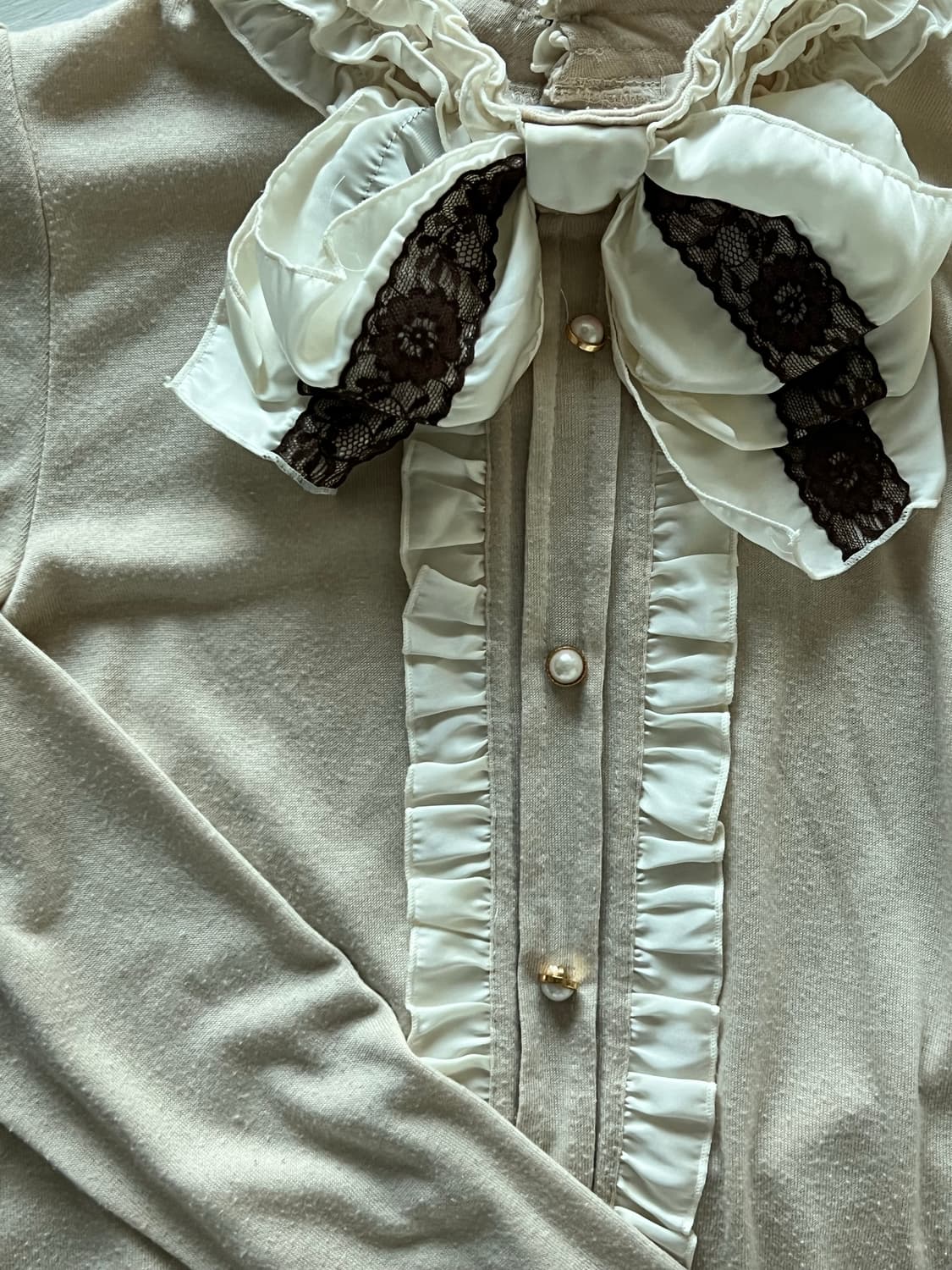 엑시즈팜 공포게임 여주 아이보리 레이스 라떼갸루 바닐라 초코 프릴 상품이미지2