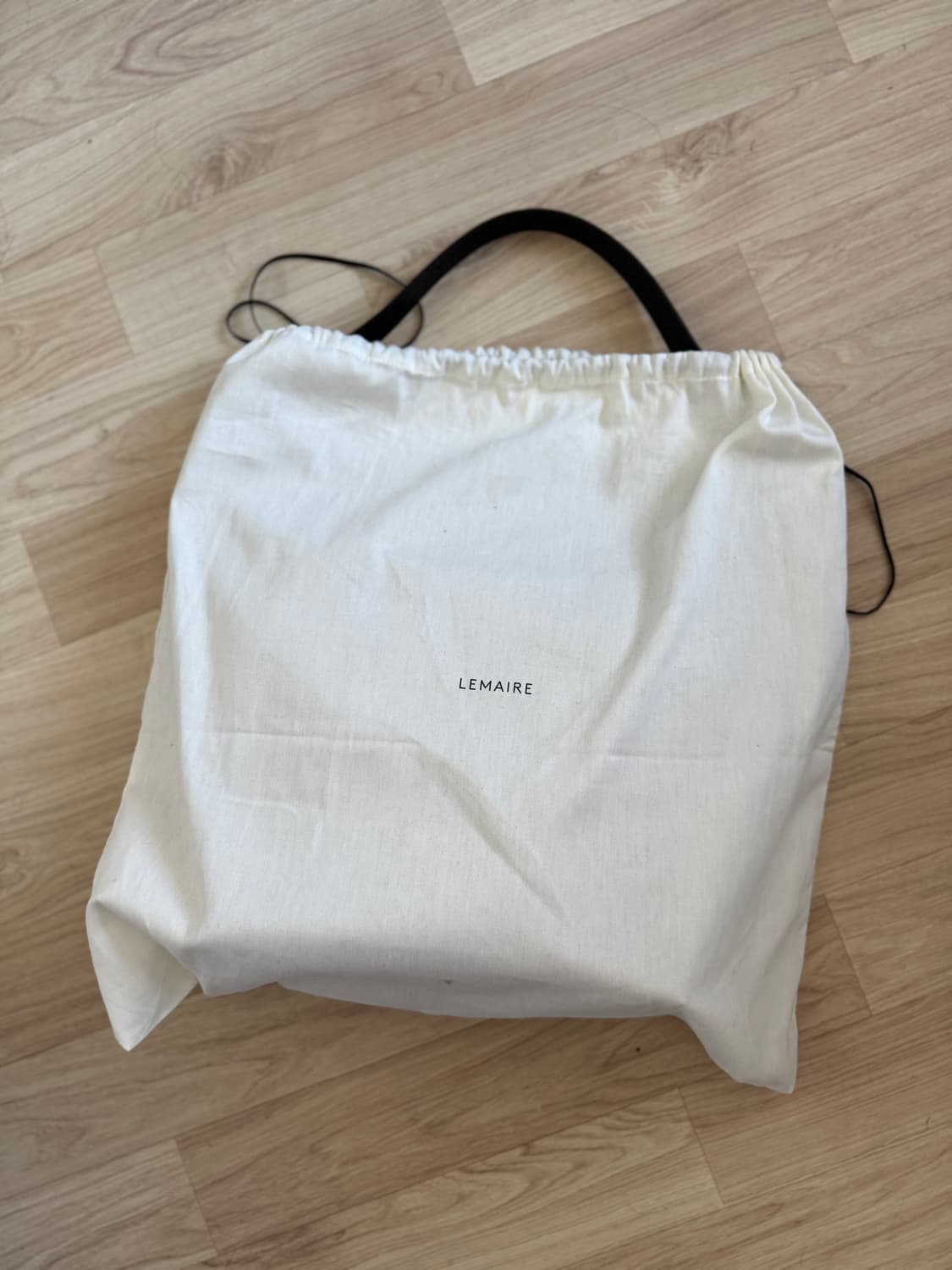 르메르 벨티드 토트백  상품이미지8