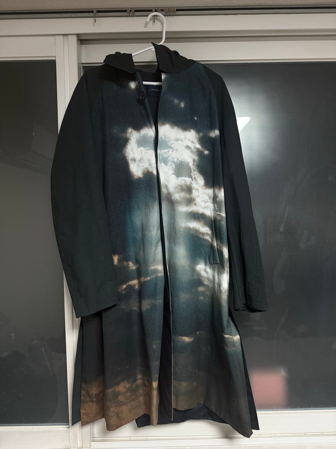 존언더커버 클라우드 코트 상품이미지1