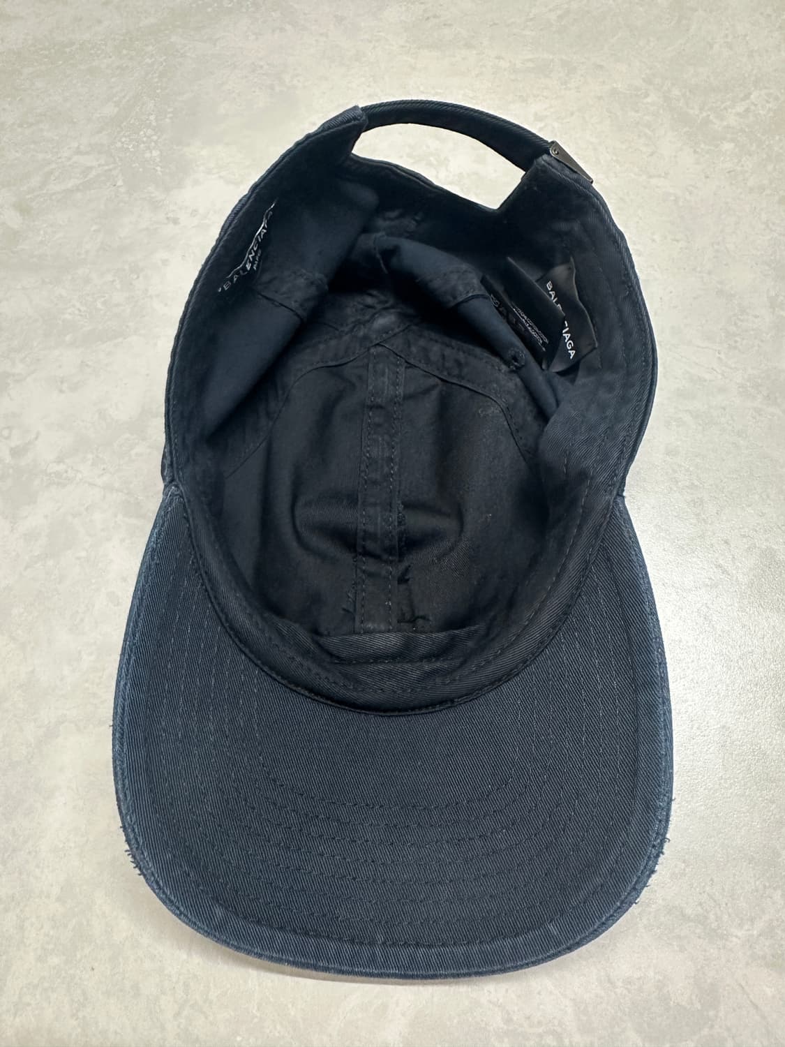 발렌시아가 2017 시너스 볼캡 59L 상품이미지3