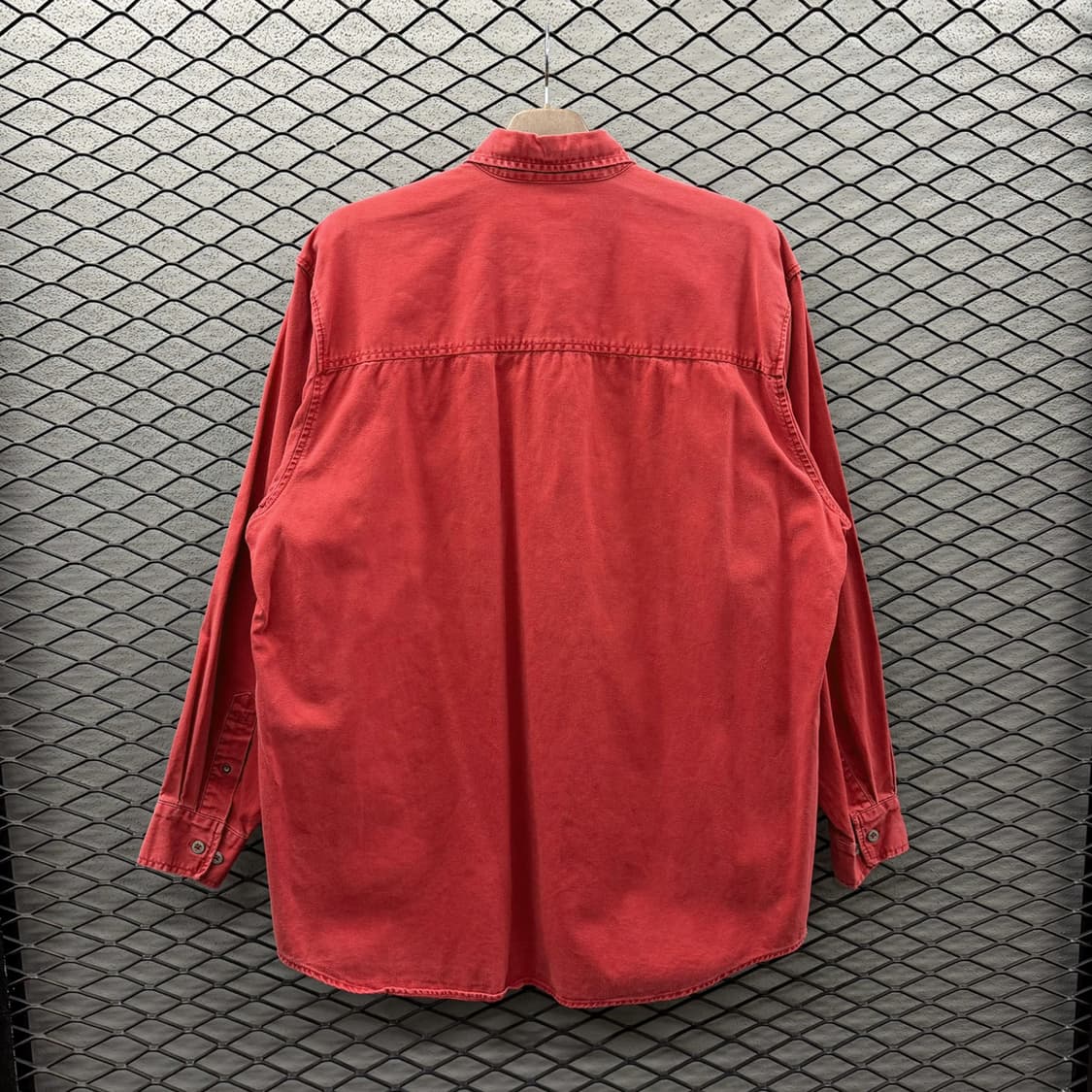 리바이스 레드탭 코튼셔츠 원포켓 양각버튼 디테일 레드 상품이미지3