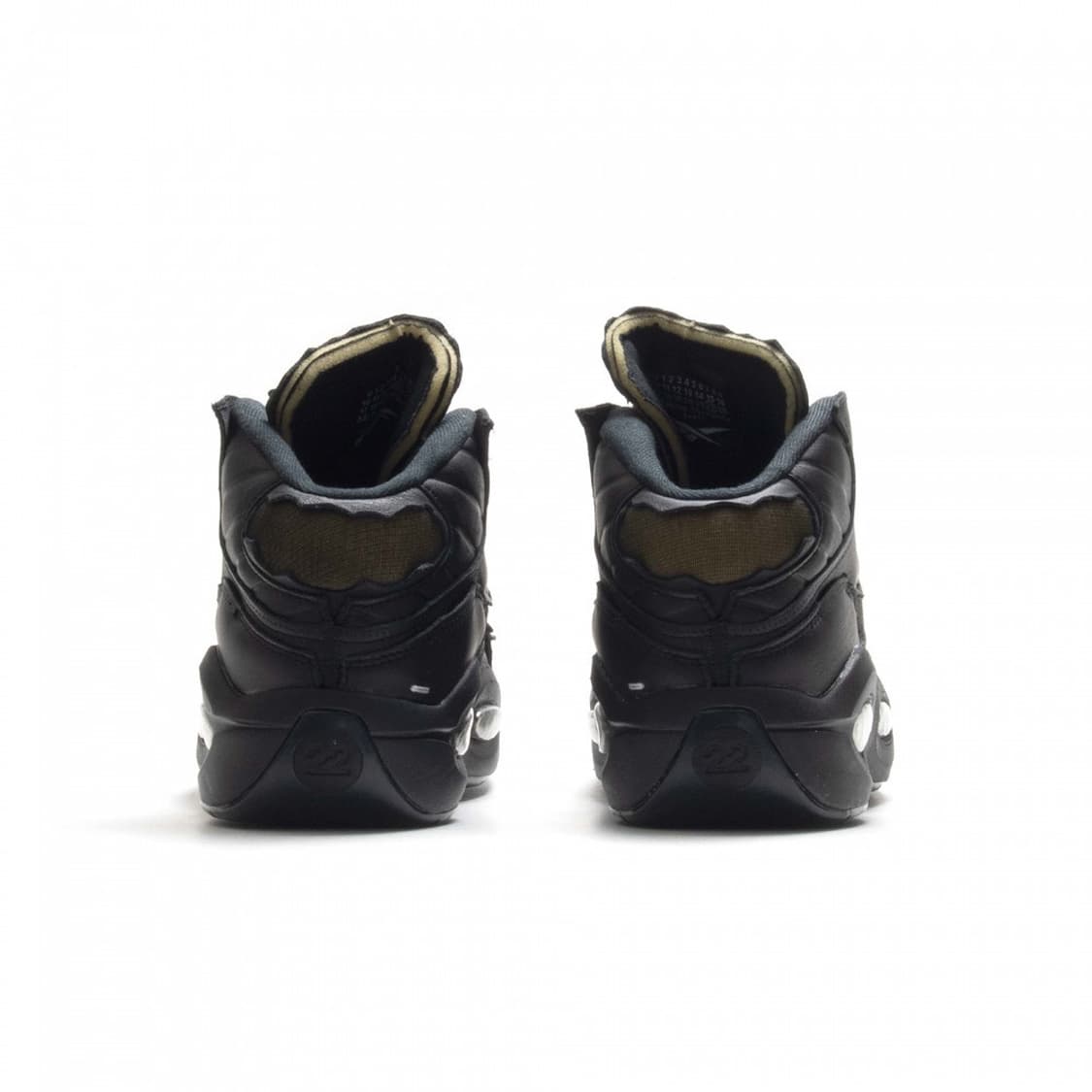 메종 마르지엘라 리복 콜라보 퀘스천 미드 블랙 하이탑 스니커즈 상품이미지3