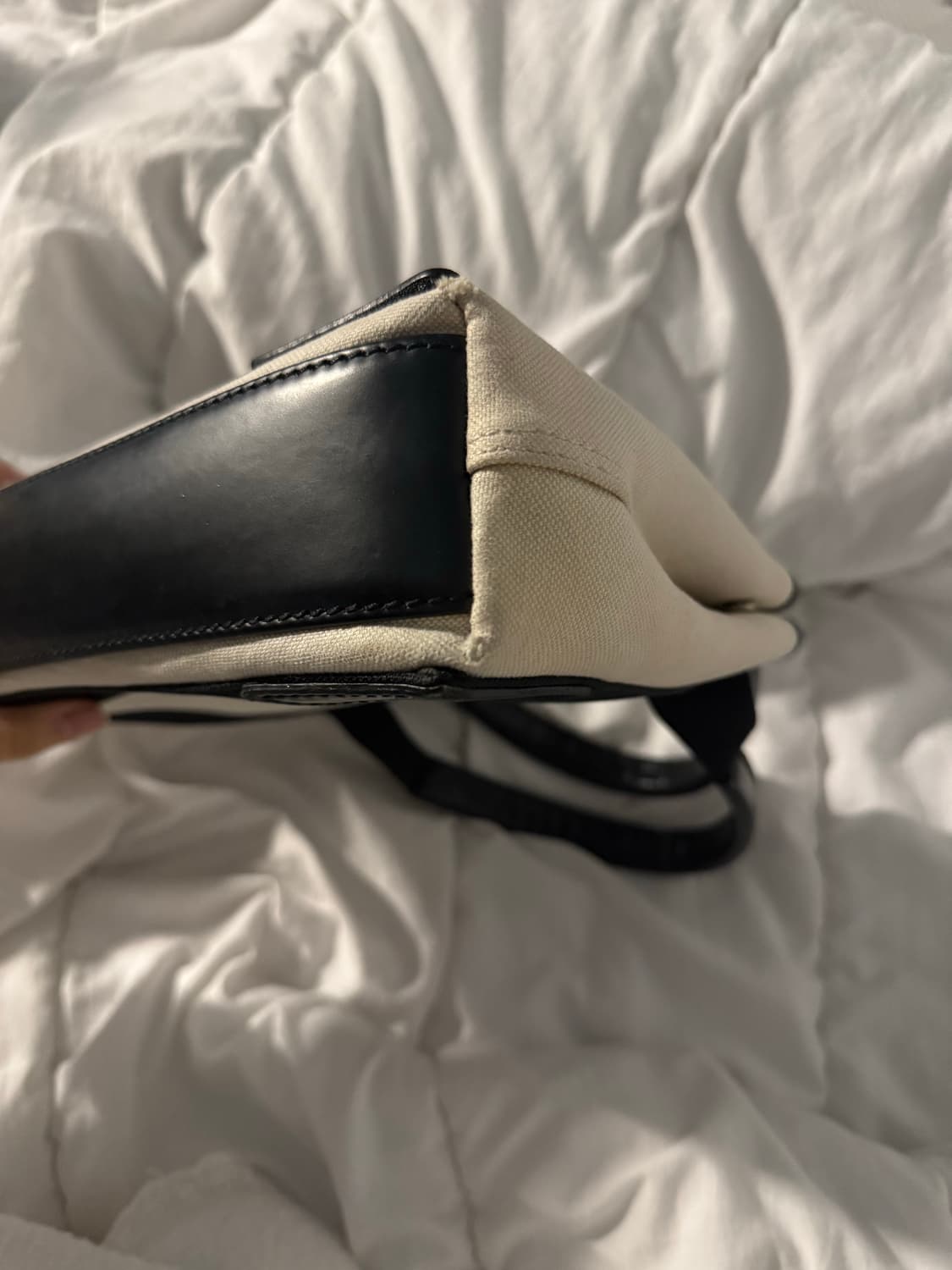 발렌시아가 카바스백 xs 상품이미지3