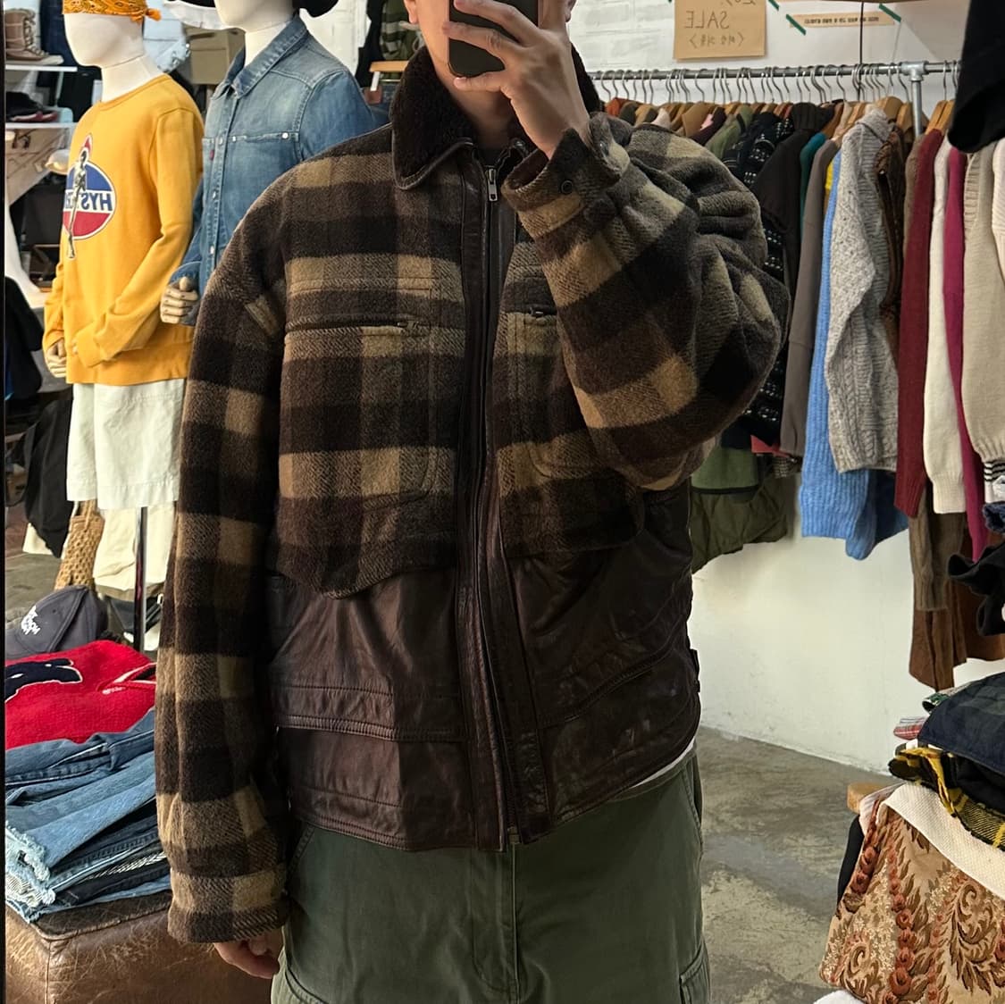 (착용컷) BOSTON 플란넬 체크 레더 자켓 (남성용 103) 상품이미지3