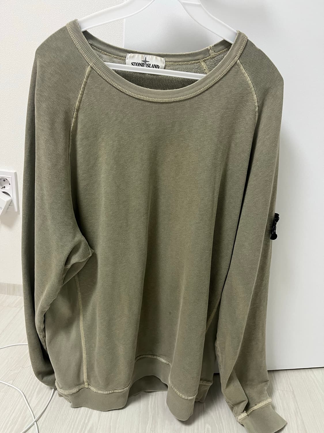 스톤아일랜드 가먼트다잉 맨투맨 xl 상품이미지1