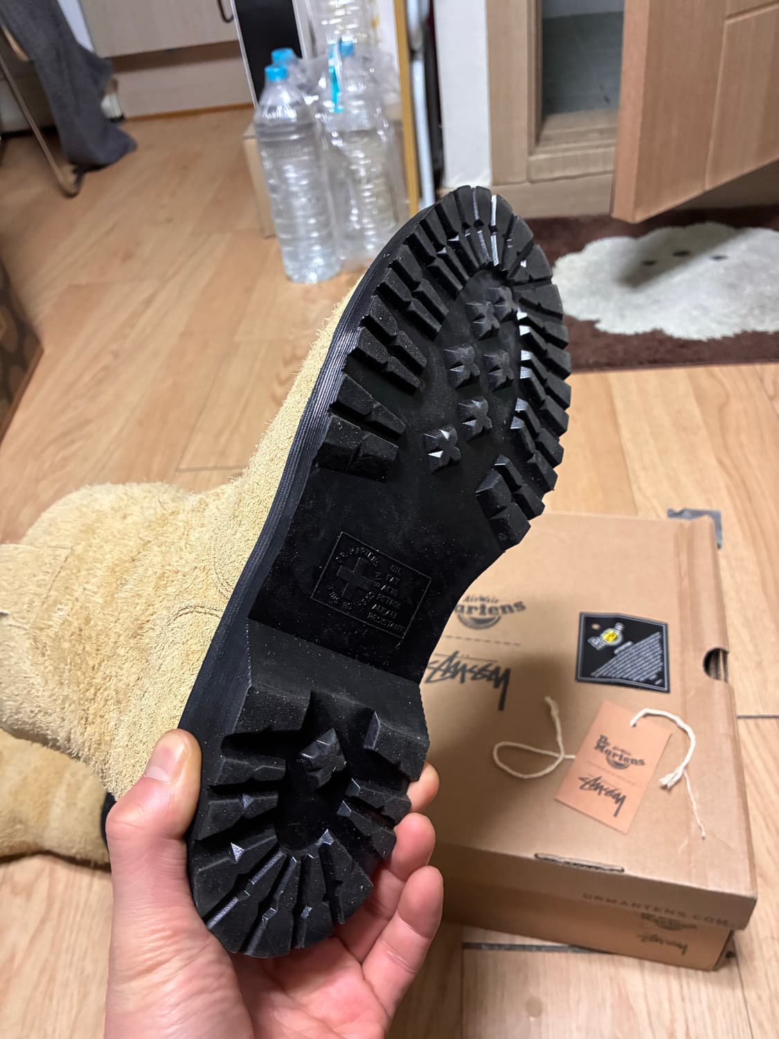 닥터마틴x스투시 데콘 스웨이드 엔지니어부츠 상품이미지3